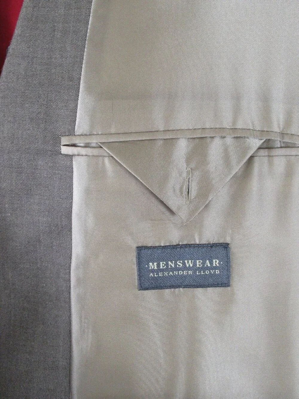 Alexander Lloyd Menswear Gray Brown Wool Two Button Suit Size 52R Pants 44 X 32